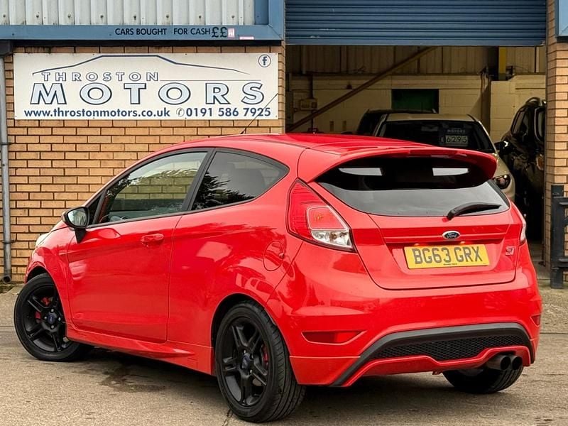 Used Ford Fiesta ST 2013 Orange Hatchback