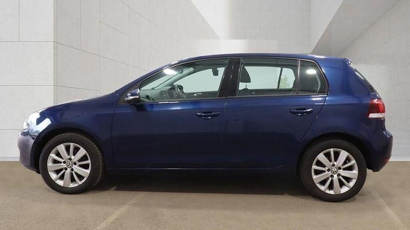 Begagnad VW Golf VII Match 105 HK (77 kW) 2012 Blå Halvkombi