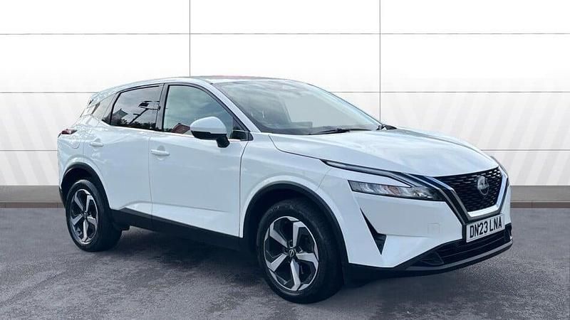 Used 2023 Nissan Qashqai N-Connecta SUV | £18,977 (Fair price) - Image 1/3