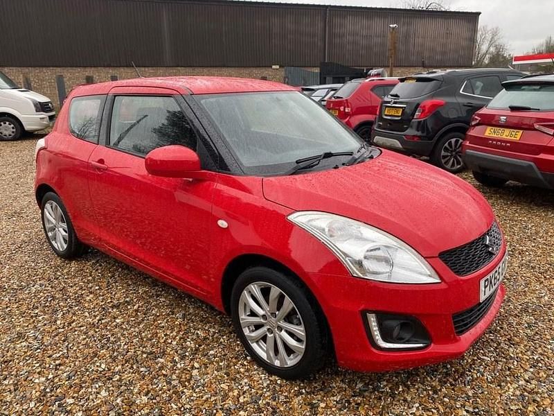 Used Suzuki Swift SZ3 94 HP (69 kW) 2015 Red Hatchback
