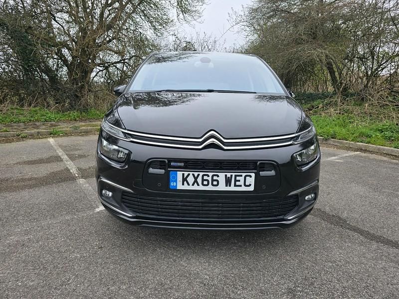 Usado Citroën C4 Picasso Flair 130 HP (95 kW) 2016 Preto Monovolume