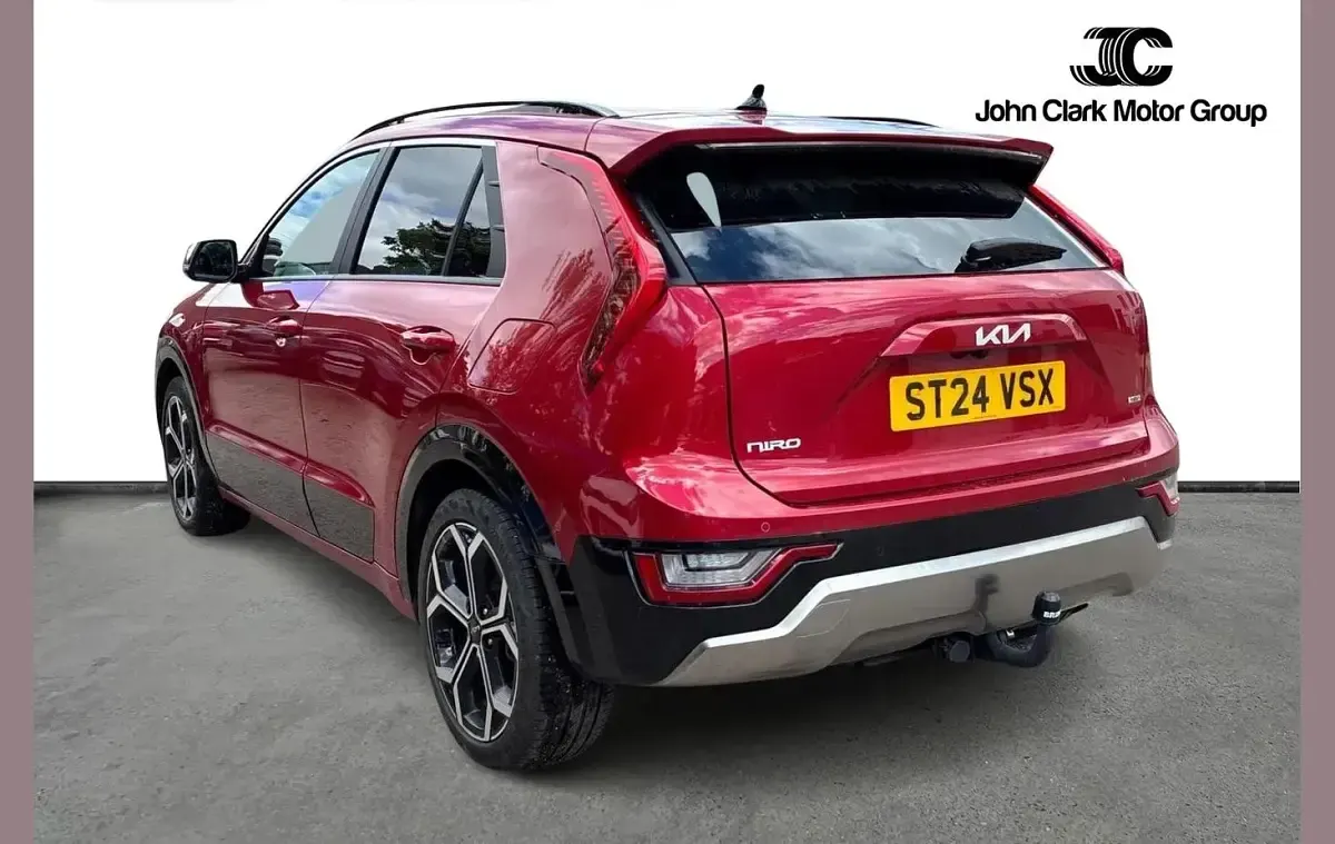 Used Kia Niro 139 HP (102 kW) 2024 Red SUV