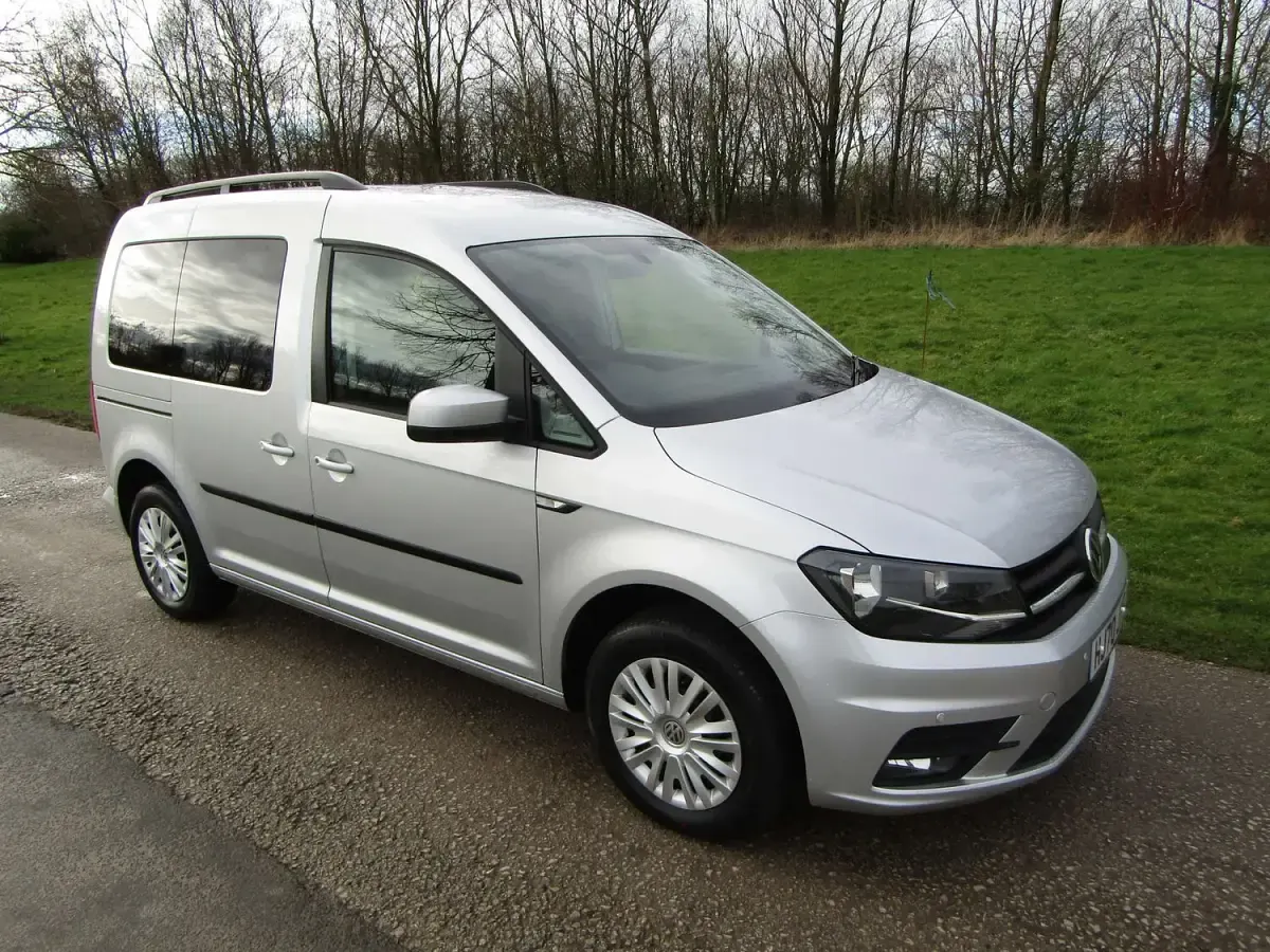 Used VW Caddy Life 122 HP (89 kW) 2020 Silver MPV