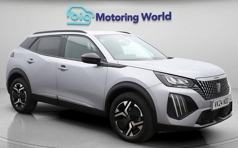 Begagnad Peugeot 2008 Allure 101 HK (74 kW) 2024 Grå SUV