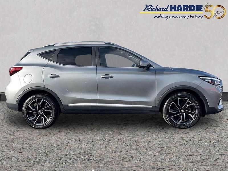 Used MG ZS Exclusive 105 HP (77 kW) 2024 Grey SUV