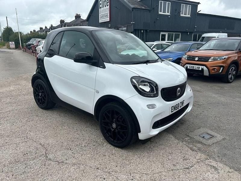 White Used 2018 Smart ForTwo Coupé Premium Coupe | £8,995 (A bit pricey) - Image 1/4