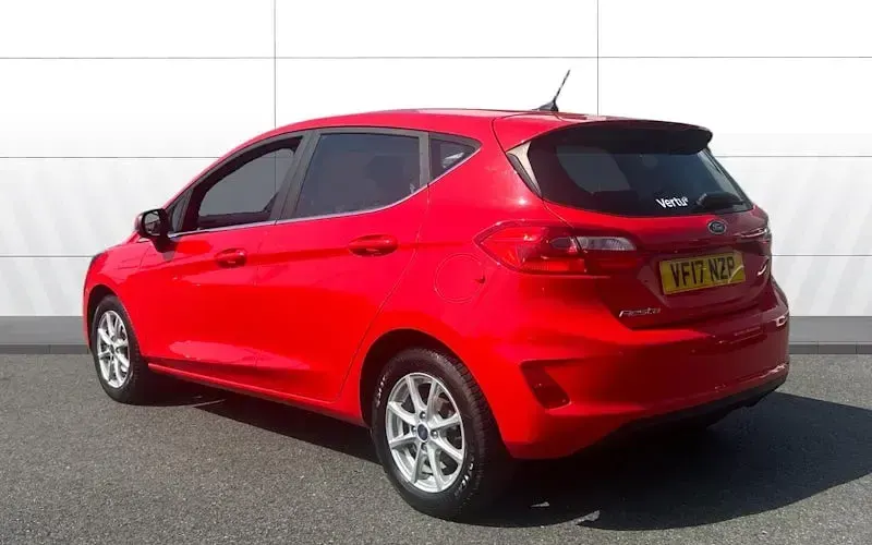 Usado Ford Fiesta Zetec 101 HP (74 kW) 2019 Citadino