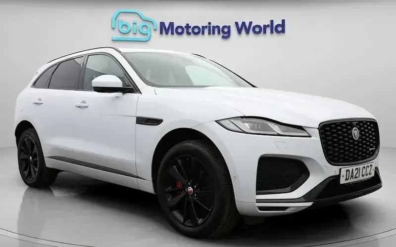 Used Jaguar F-Pace R-Dynamic 204 HP (150 kW) 2021 SUV