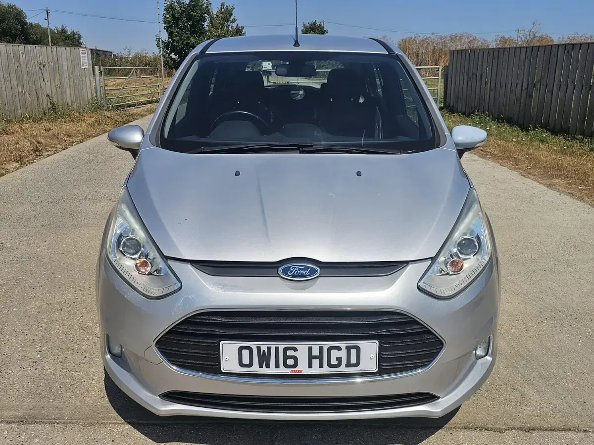 Used Ford B-MAX Zetec 2016 Silver MPV