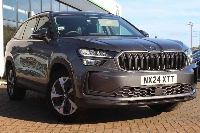Graphite grey metallic Used 2024 Skoda Kodiaq SE SUV | £31,250 (Expensive) - Image 1/4