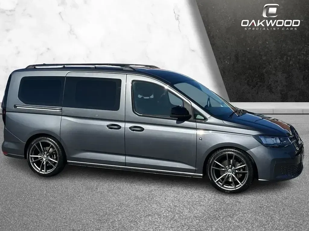 Used VW Caddy Maxi Life 122 HP (89 kW) 2024 Grey MPV