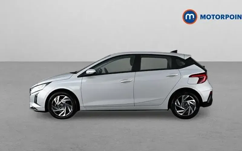 Used Hyundai i20 Advanced 101 HP (74 kW) 2024 Grey Hatchback