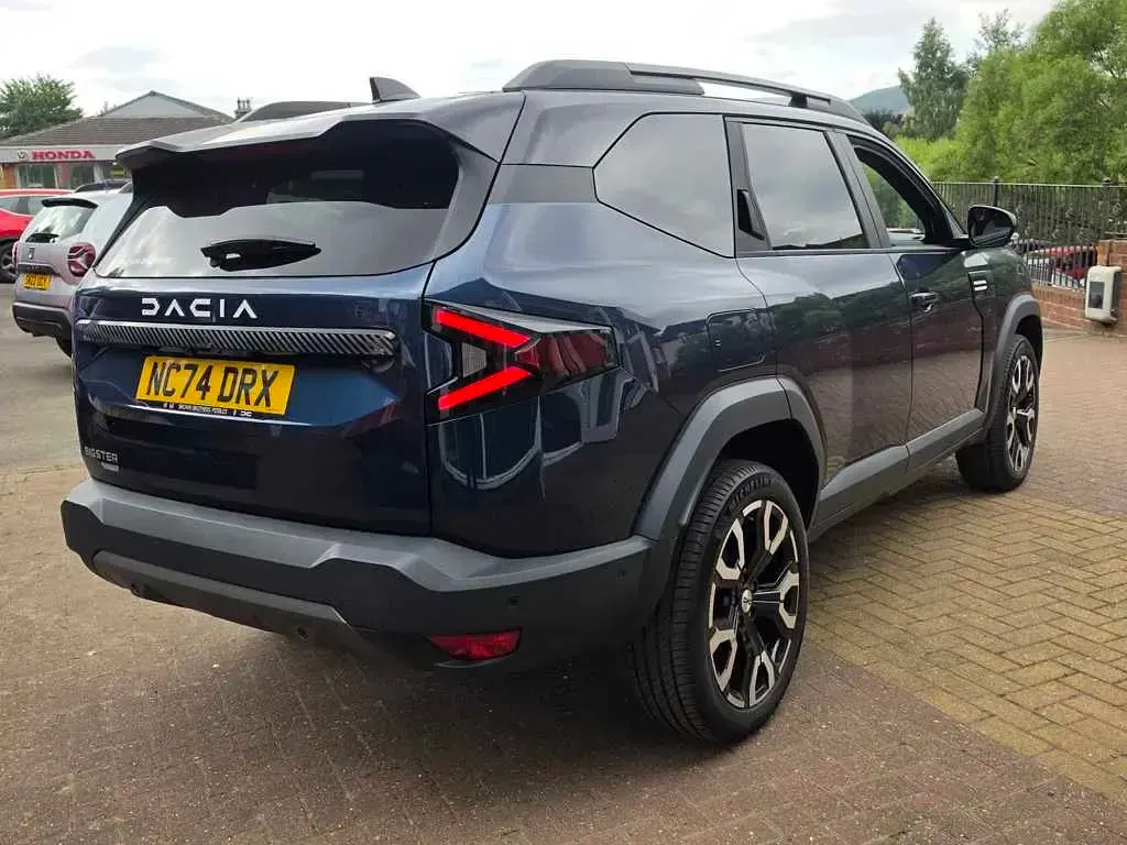Used Dacia Bigster Journey 156 HP (114 kW) 2025 Blue SUV