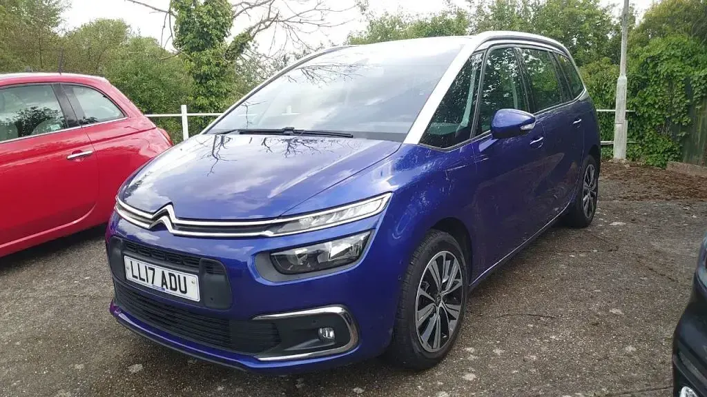 Used Citroën Grand C4 Picasso Feel 120 HP (88 kW) 2017 Blue MPV