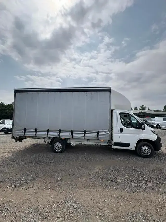 Used Peugeot Boxer S 140 HP (102 kW) 2021 White Van