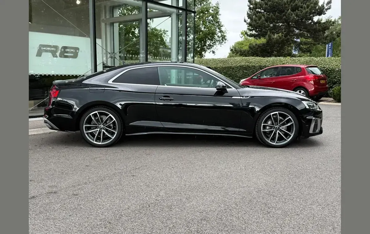 Used Audi A5 S-Line 200 HP (147 kW) 2024 Black Coupe