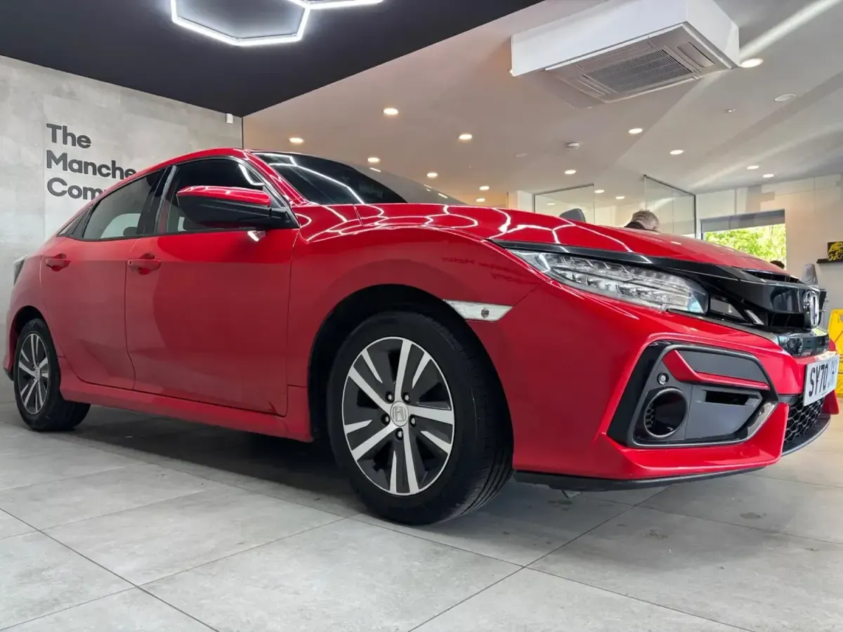 Używany Honda Civic SE 126 KM (92 kW) 2020 Czerwony Hatchback