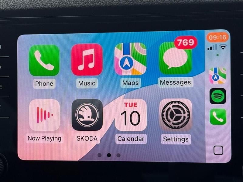 Used Skoda Karoq SE 150 HP (110 kW) 2019 Silver SUV