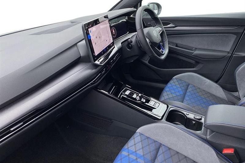 Used VW Golf VIII R 333 HP (244 kW) 2025 Pure white Hatchback