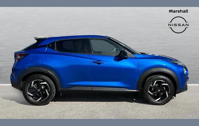 Used Nissan Juke N-Connecta 114 HP (83 kW) 2023 Blue SUV