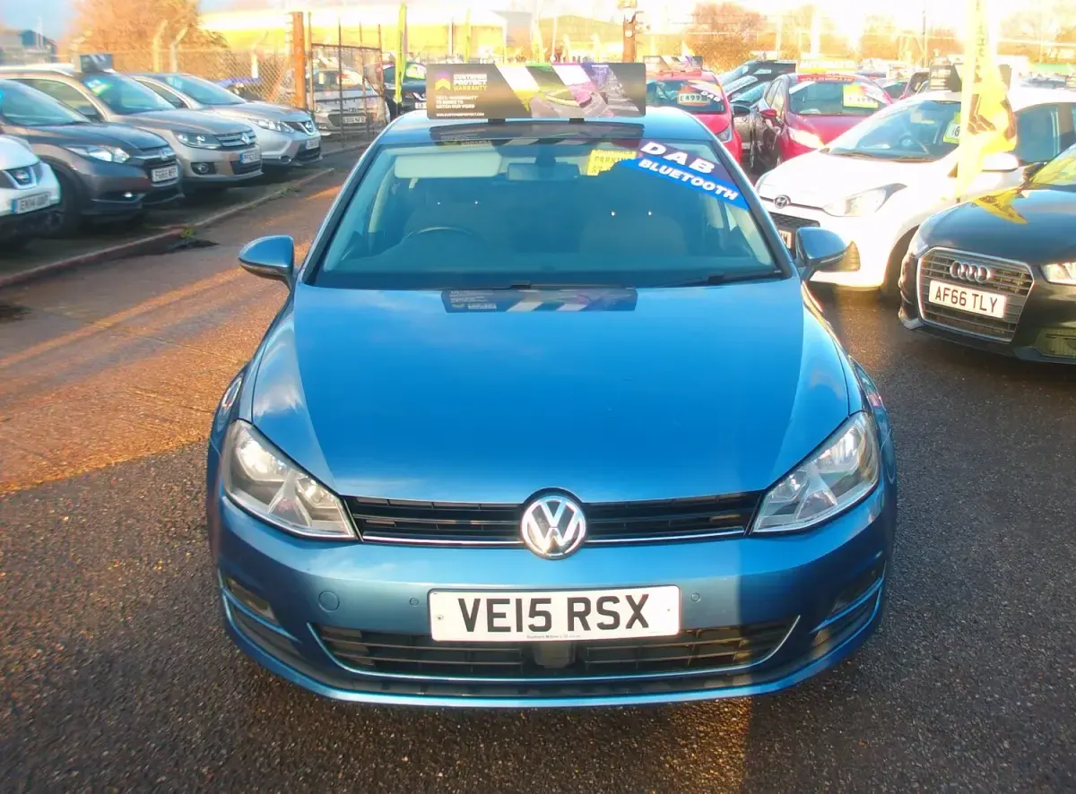 Used VW Golf VII Match 2015 Blue Hatchback