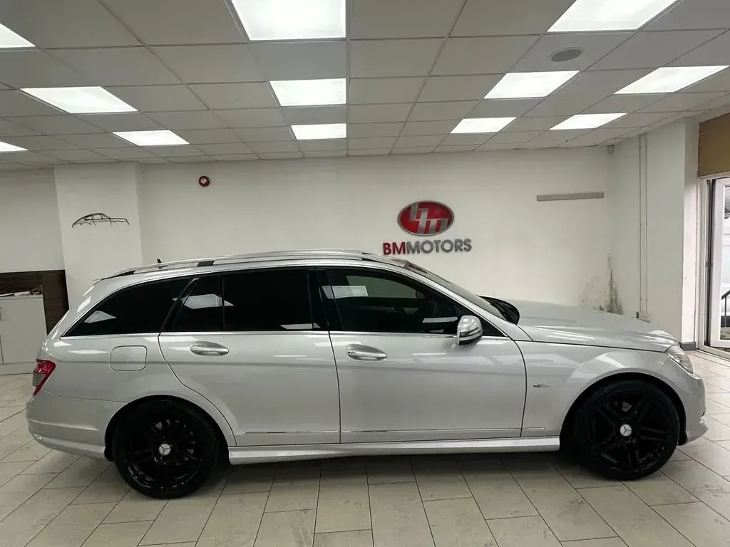 Used Mercedes C250 204 HP (150 kW) 2009 Silver Estate
