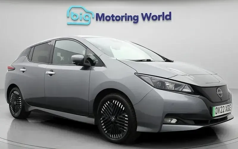 Used Nissan Leaf N-Connecta 110 kW (150 HP) 2025 Hatchback
