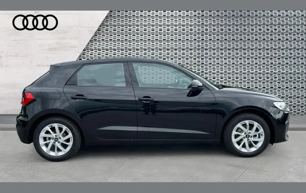 New Audi A1 Sport 113 HP (83 kW) 2026 Black SUV