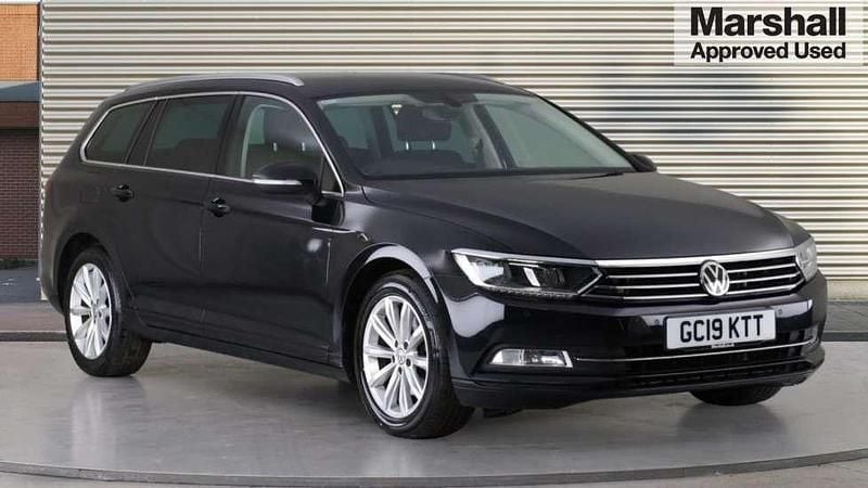 Black Used 2019 VW Passat Business Estate | £13,608 (Good price) - Image 1/4