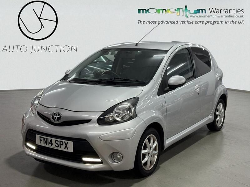 Silver Used 2014 Toyota Aygo Hatchback | £3,949 (Super price) - Image 1/4