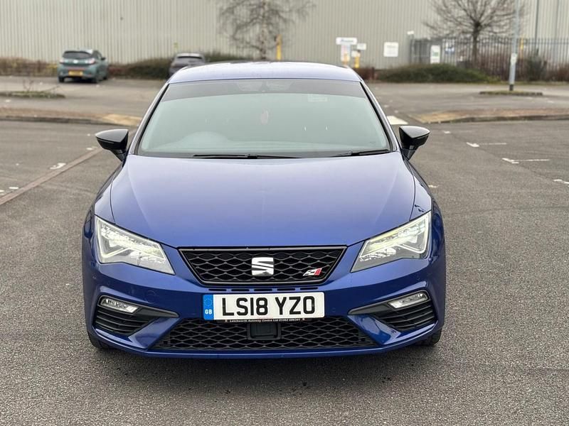 Used Seat Leon CUPRA 2018 Blue Hatchback