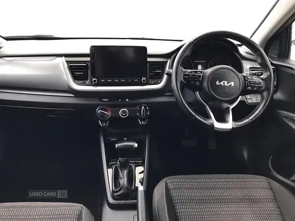 Gebraucht Kia Stonic 100 PS (73 kW) 2023 Schwarz SUV