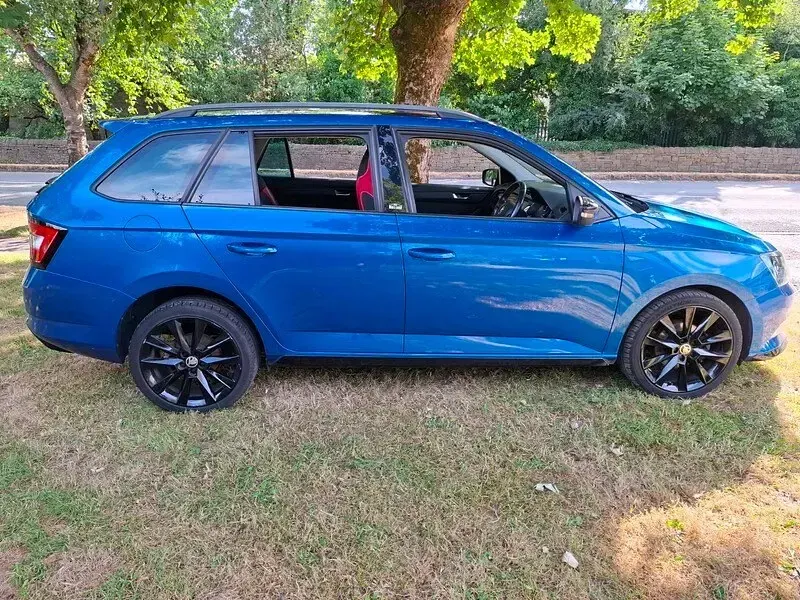 Used Skoda Fabia Monte Carlo 90 HP (66 kW) 2016 Blue Estate