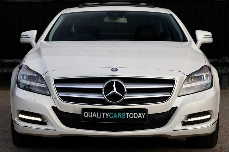Used Mercedes CLS350 2013 White Coupe