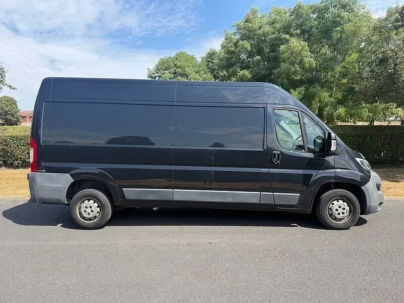 Used Citroën Relay 130 HP (95 kW) 2016 Grey Van
