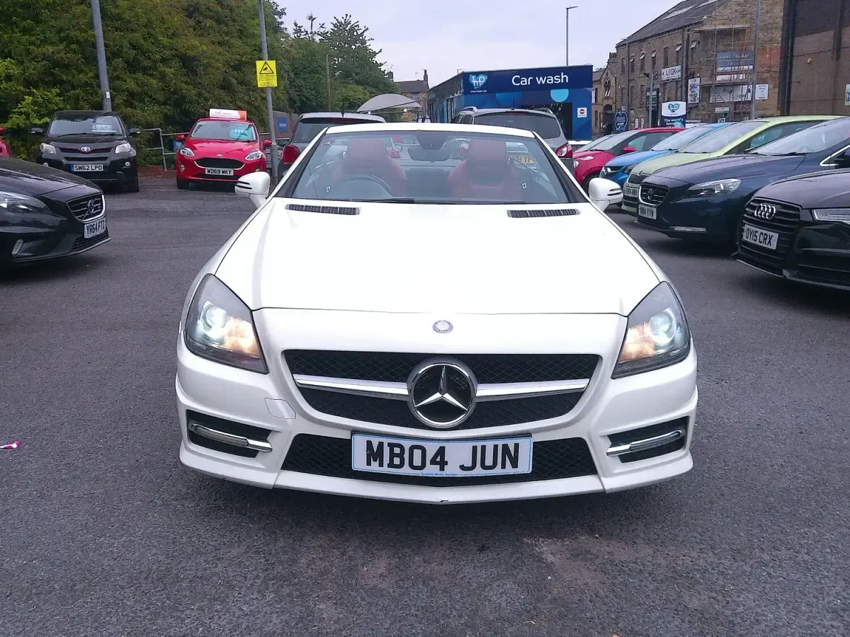 Used Mercedes SLK200 AMG 2012 White Cabriolet