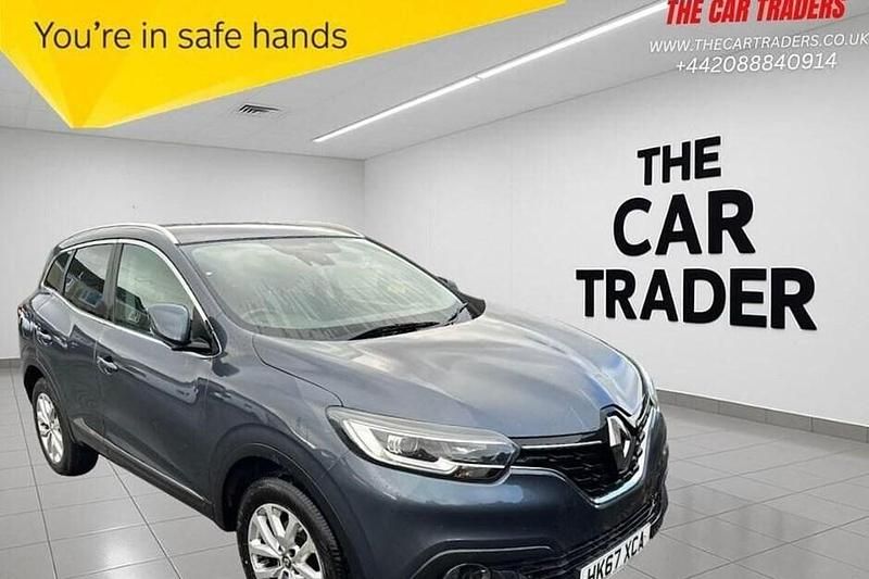 Grey Used 2018 Renault Kadjar Dynamique SUV | £8,288 (Fair price) - Image 1/1