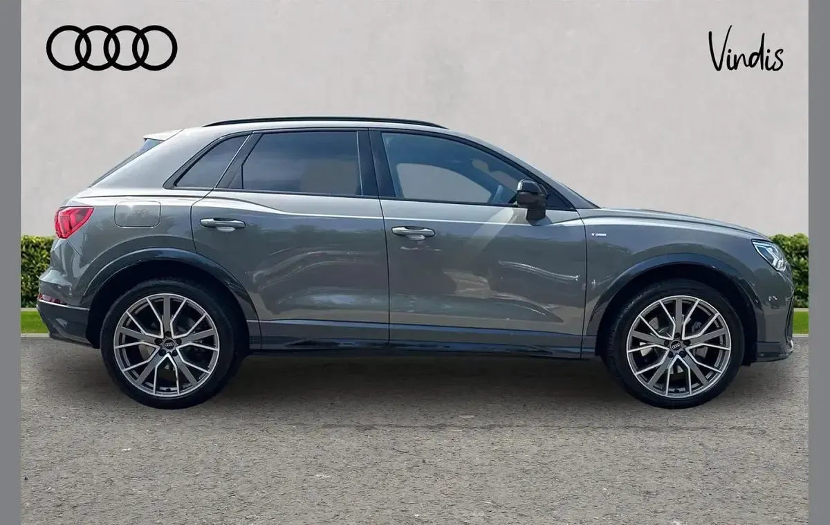 Used Audi Q3 S-Line 241 HP (177 kW) 2025 Grey SUV