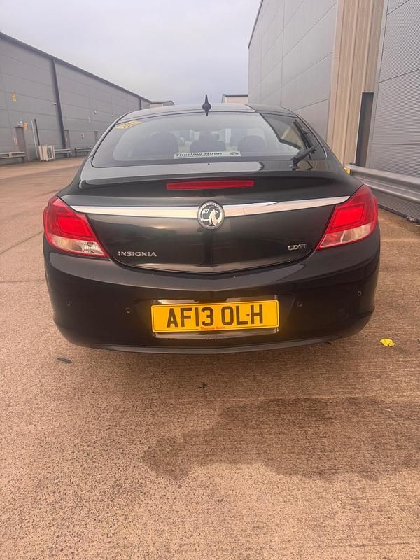 Used Vauxhall Insignia SRi 2013 Black Hatchback