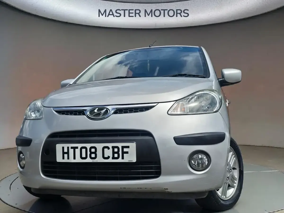 Used Hyundai i10 Comfort 67 HP (49 kW) 2008 Silver Hatchback