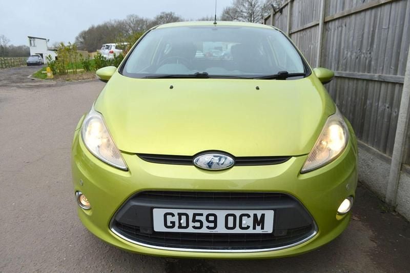 Used Ford Fiesta Zetec 96 HP (70 kW) 2009 Green Hatchback