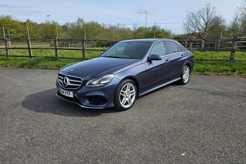 Used Mercedes E220 AMG 170 HP (125 kW) 2014 Blue Sedan