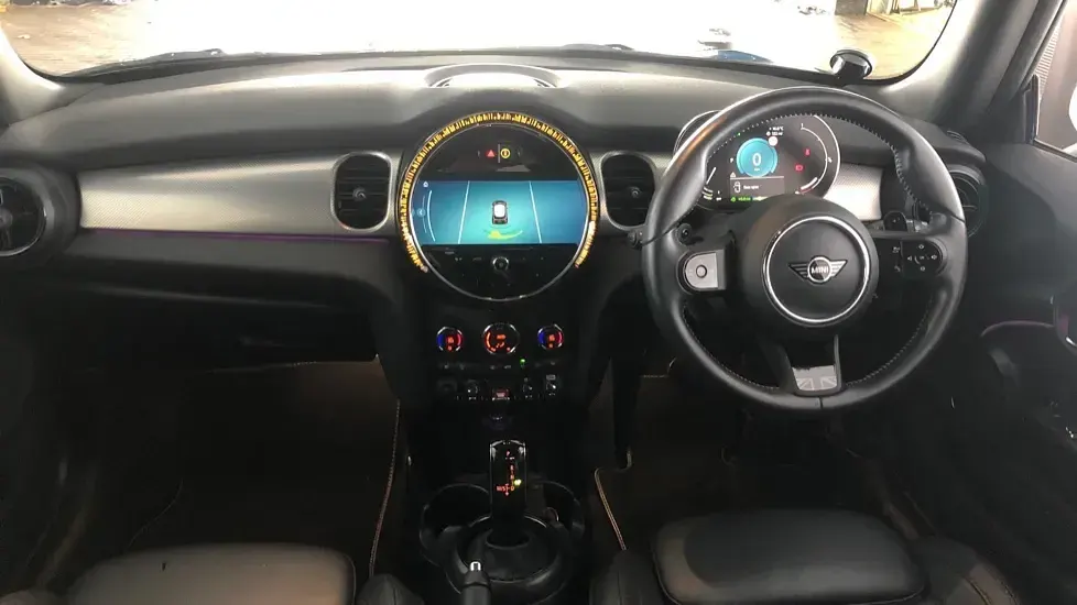 Used Mini Cooper S Exclusive 176 HP (129 kW) 2024 Blue Hatchback