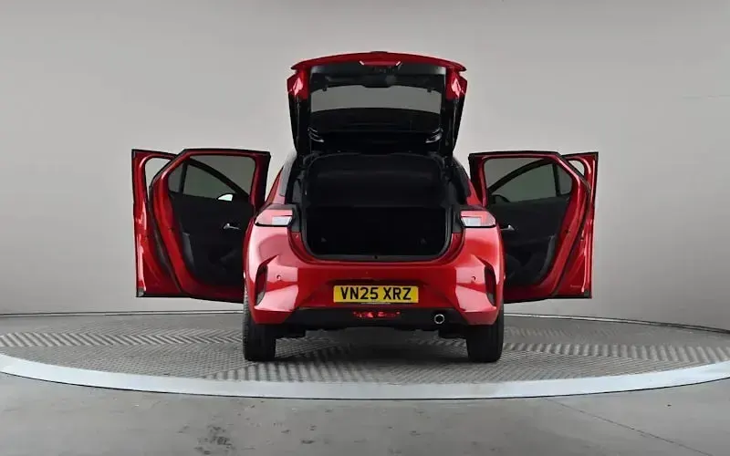 Used Vauxhall Corsa 101 HP (74 kW) 2025 Red Hatchback