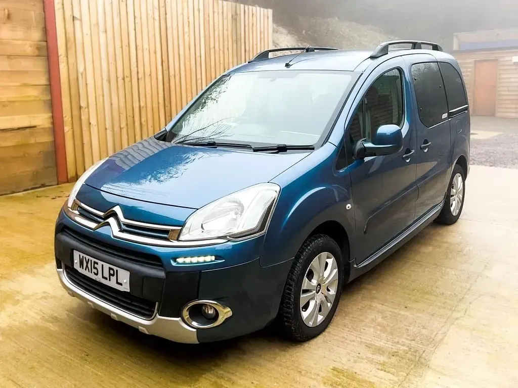 Used Citroën e-Berlingo 2015 Blue MPV