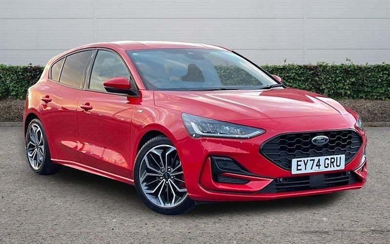 Used Ford Focus ST-Line X 125 HP (91 kW) 2024 Red Hatchback