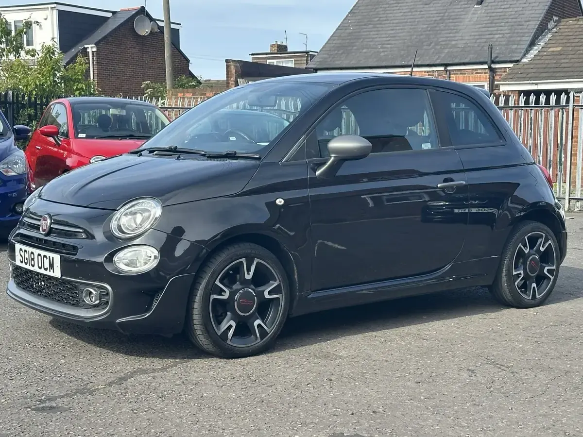 Used Fiat 500 S 85 HP (62 kW) 2018 Black Hatchback