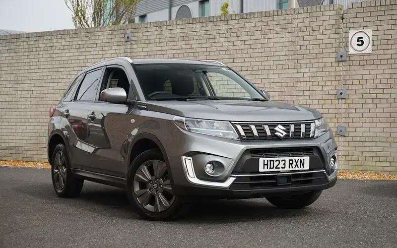 Second-hand Suzuki Vitara SZ-T 116 CP (85 kW) 2023 SUV