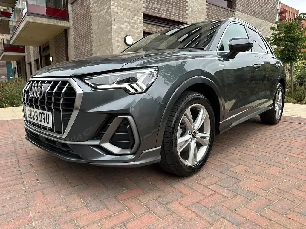Used Audi Q3 S-Line 150 HP (110 kW) 2023 Grey SUV