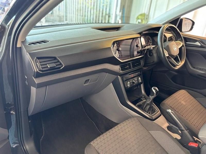 Used VW T-Cross SE 95 HP (69 kW) 2021 Grey SUV